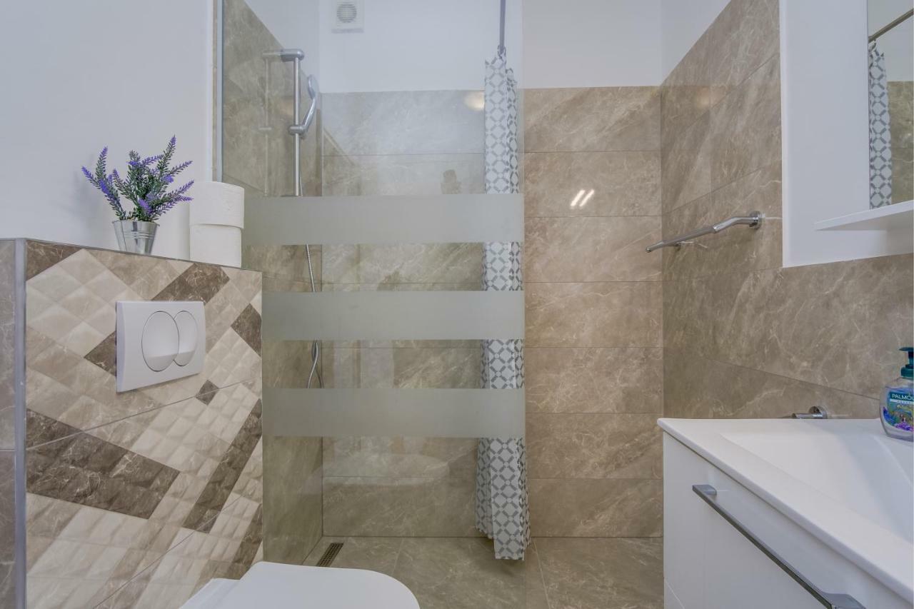 Apartman Filip Mali Lošinj Kültér fotó
