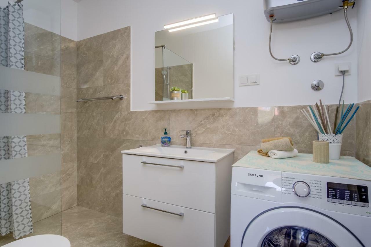 Apartman Filip Mali Lošinj Kültér fotó